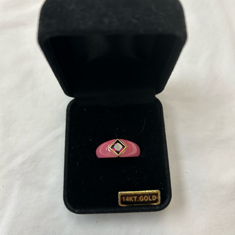 Amethyst & pink jade 14K gold ring